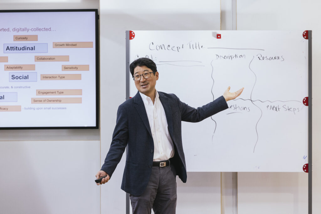 Paul Kim teaching at Stanford d.school